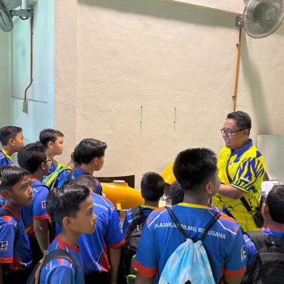 Lawatan Sambil Belajar Sk Paloh Hinai Ke IKBN Pekan